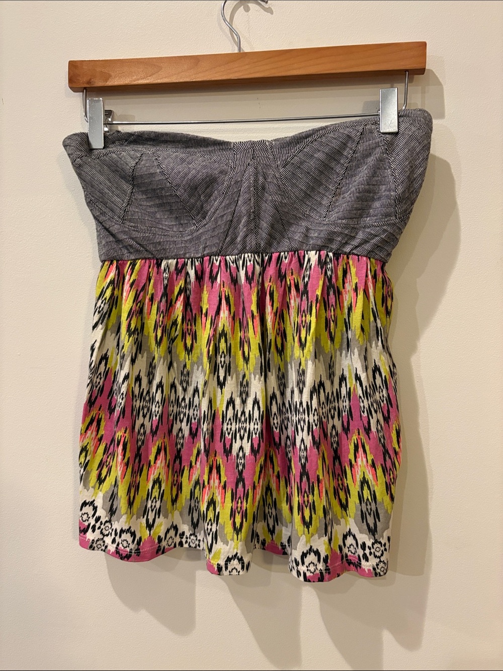 Billabong Strapless Ikat Boho Style Top,Size Small